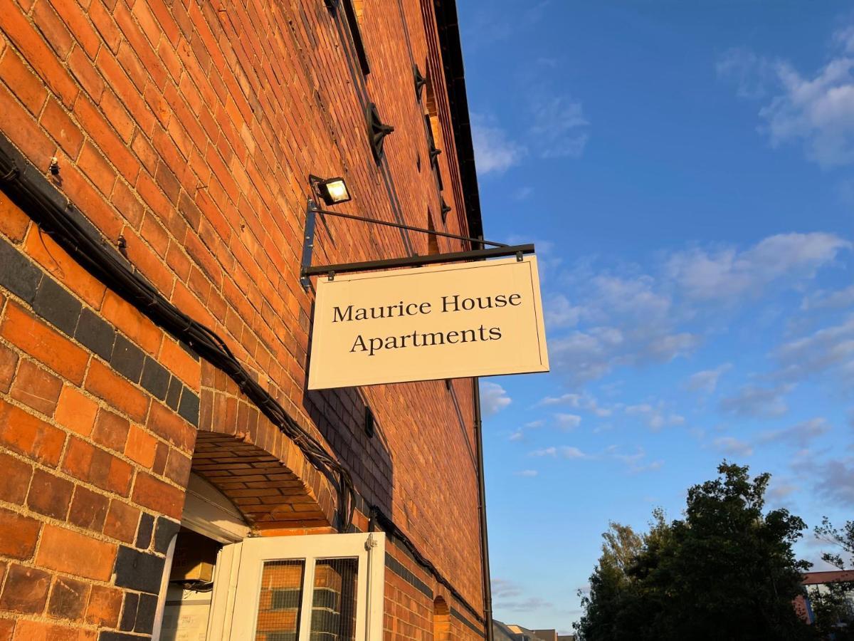 Stylish Cosy And Bright Apartment - Fantastic Location - Perfect For Business Or Solo Travellers Bishop's Stortford Exterior photo